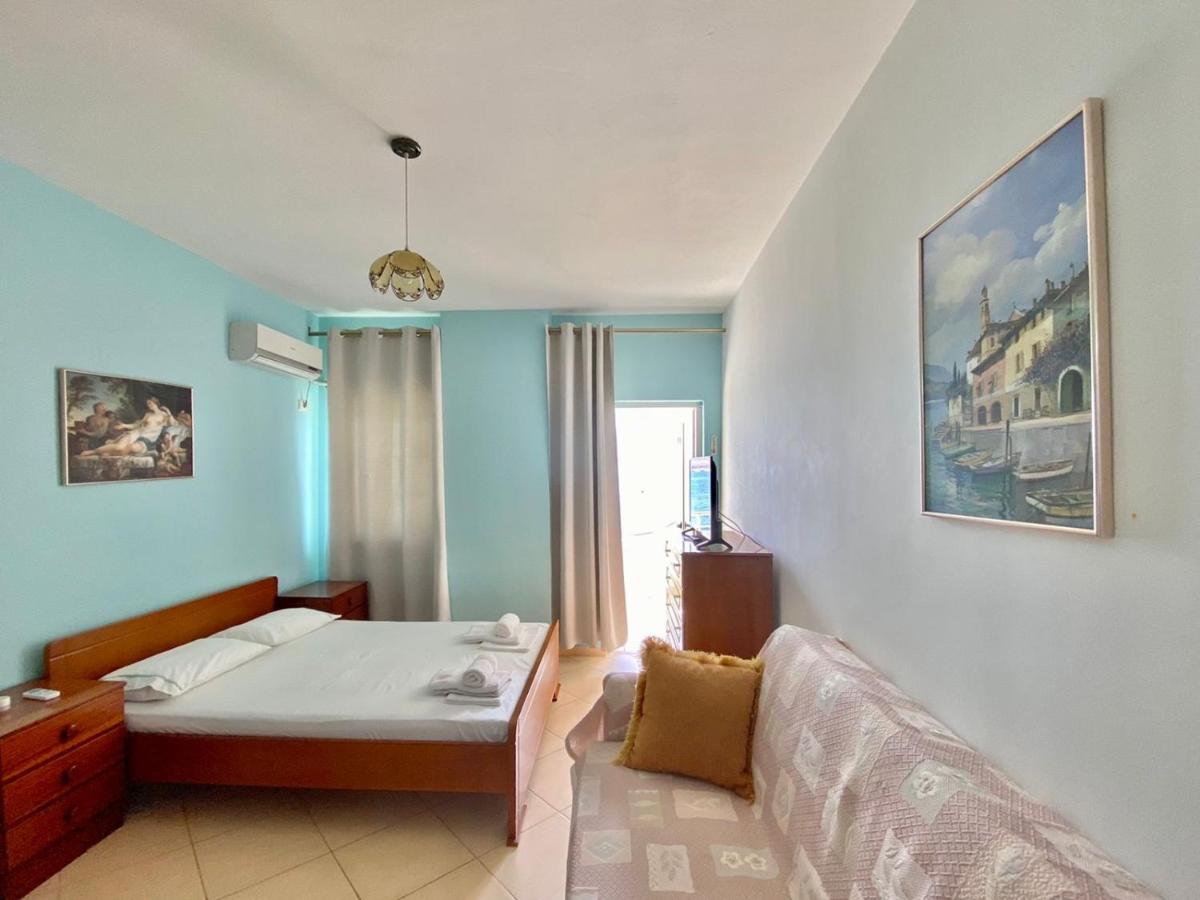 Caramel Sun Studios Apts Sarandë Eksteriør bilde