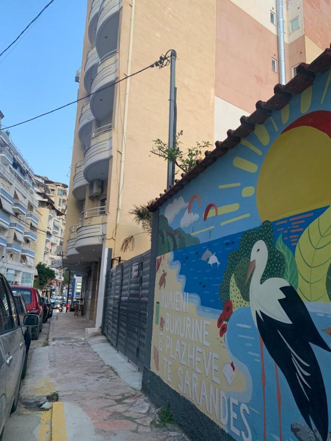 Caramel Sun Studios Apts Sarandë Eksteriør bilde