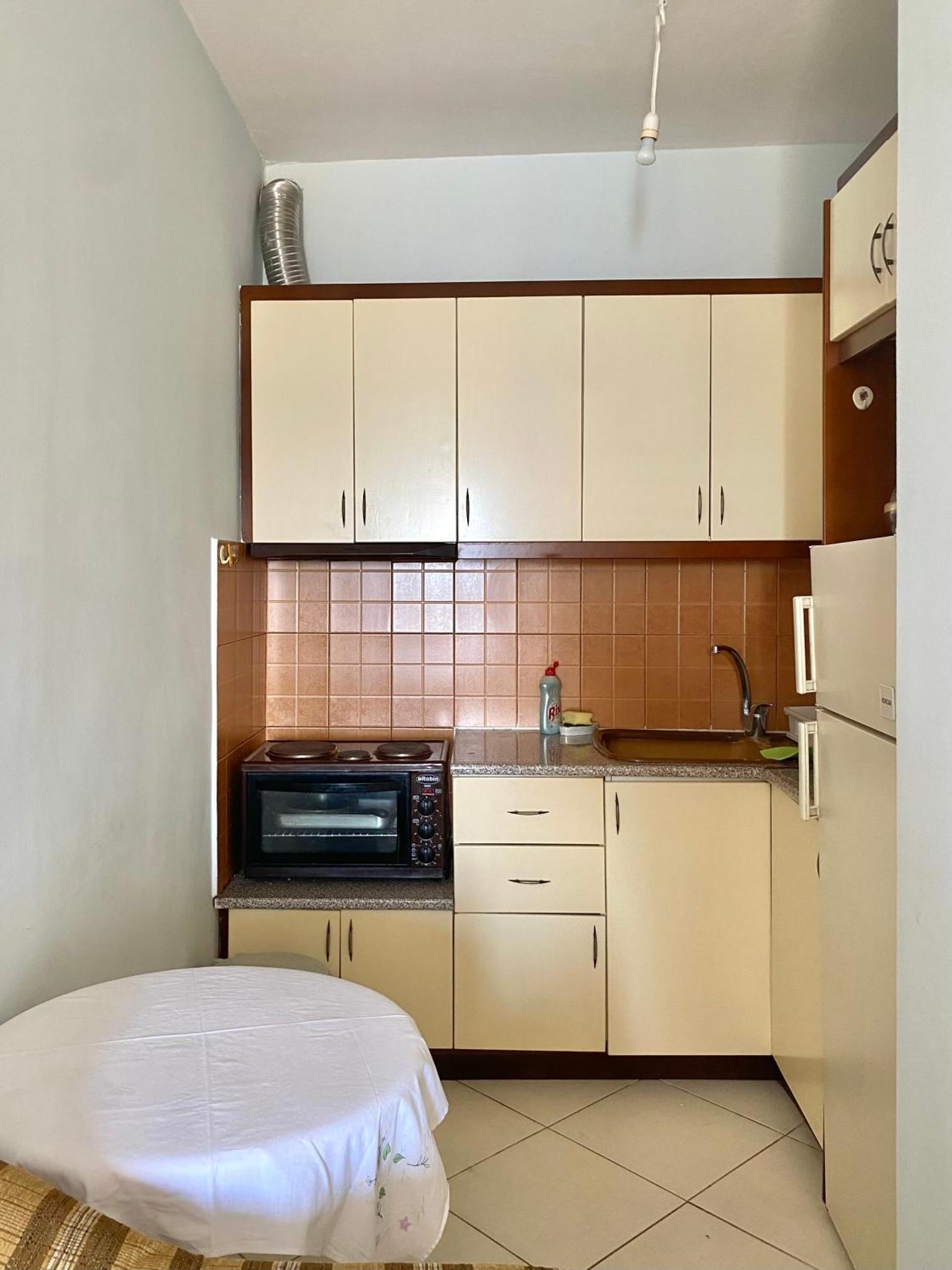 Caramel Sun Studios Apts Sarandë Eksteriør bilde