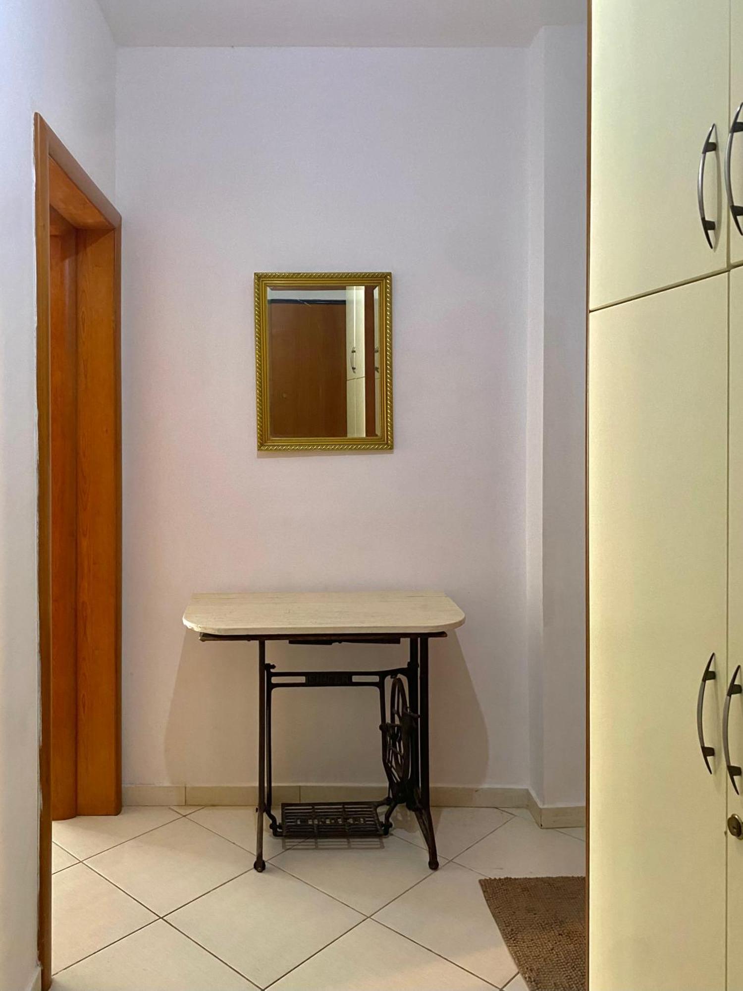 Caramel Sun Studios Apts Sarandë Eksteriør bilde